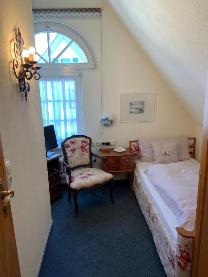 Hotel Strand-Cafe Mit Gaestehaus Charlotte Langenargen Eksteriør billede